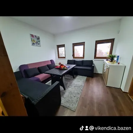 Vikendica Sa Bazenom I Jakuzzi Lukavac (Tuzla)