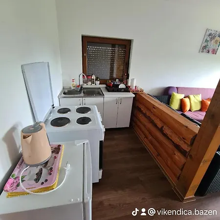 Vikendica Sa Bazenom I Jakuzzi * Lukavac