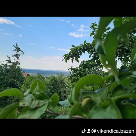 Holiday home Vikendica Sa Bazenom I Jakuzzi *