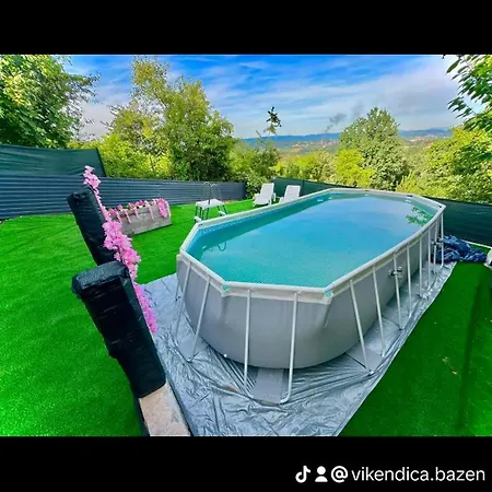بيت للعطل Vikendica Sa Bazenom I Jakuzzi *