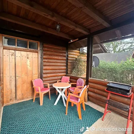 Vikendica Sa Bazenom I Jakuzzi Holiday home